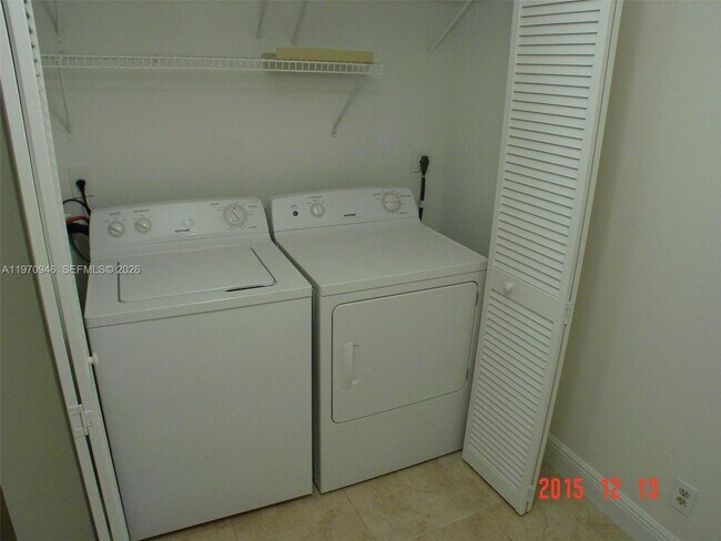 Building Photo - 8292 NW 24th St