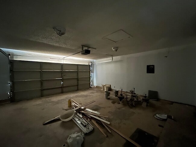 Building Photo - 1119 Tiara Trail