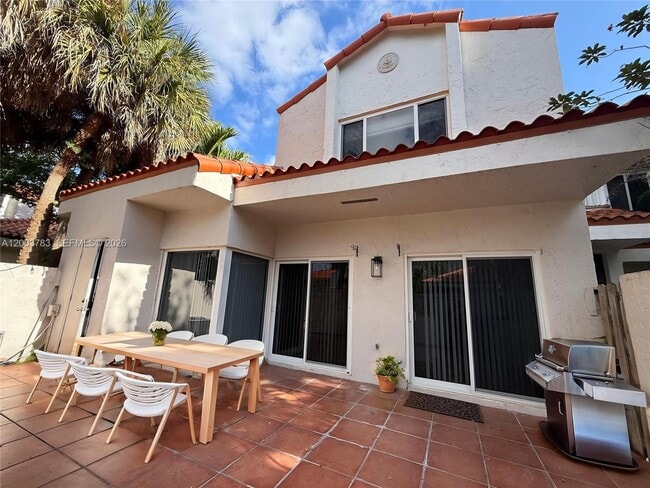 Building Photo - 10944 SW 75th Terrace