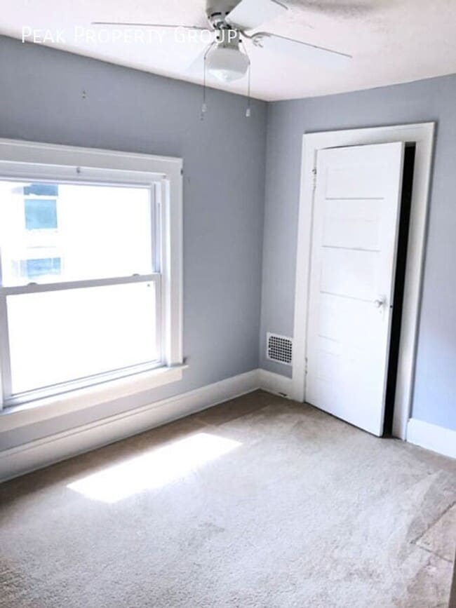 Building Photo - 1444 Hamlet St
