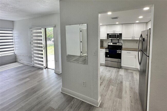Building Photo - 17500 NW 68th Ave