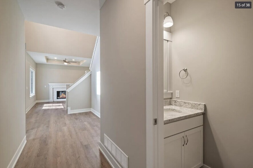 Building Photo - 5453 W Heathwood Dr SE