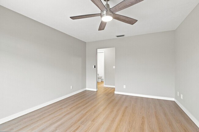 Building Photo - 1180 Carlton Ct