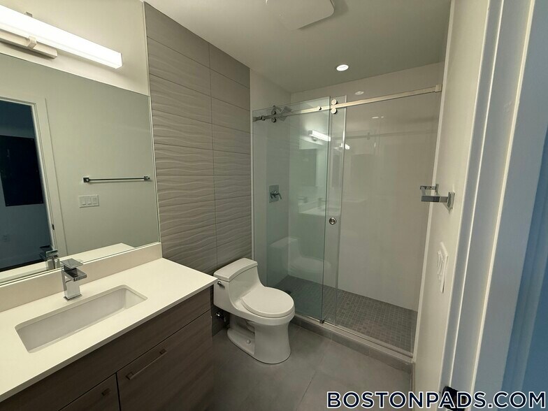 Building Photo - 1079 Commonwealth Ave