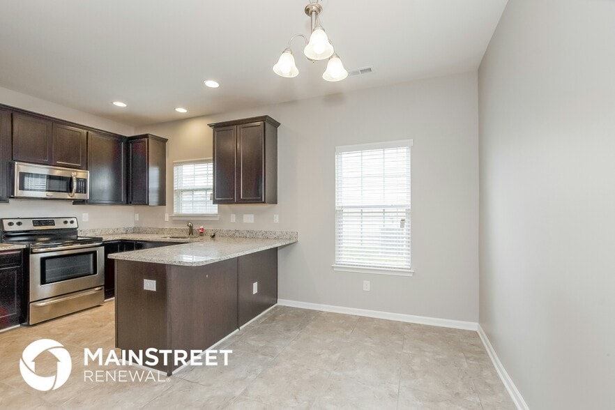 Building Photo - 9336 Bradstreet Commons Way