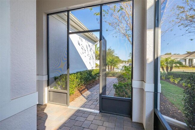 Building Photo - 1855 Flora Pass Pl