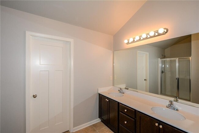 Building Photo - 617 Mimosa Way