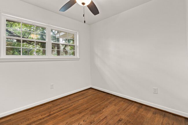 Building Photo - 3510 Zimlich Ave