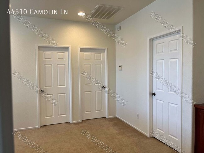 Building Photo - 44510 Camolin Ln