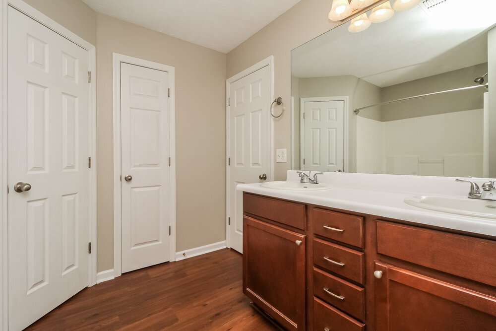 Building Photo - 2652 Apostle Ln