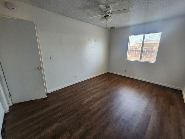 Building Photo - 6444 Palo Verde Ave