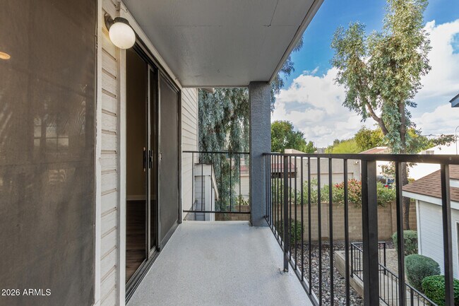 Building Photo - 8888 N 47th Ave