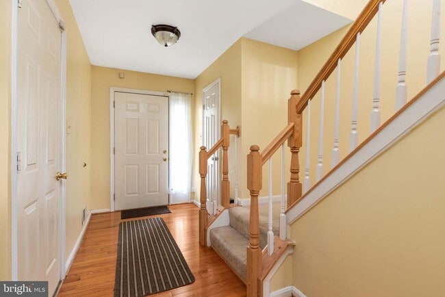 Building Photo - 2471 Clover Field Cir