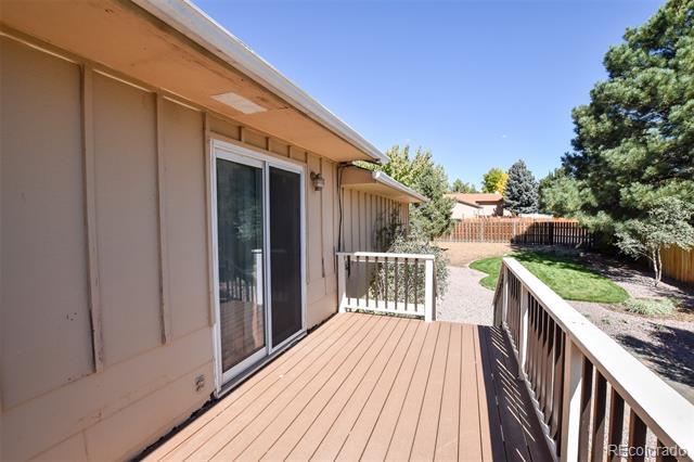 Building Photo - 4925 Hackamore Dr N