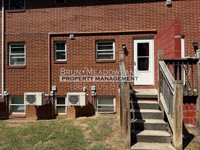 Building Photo - 1436 McArthur Rd