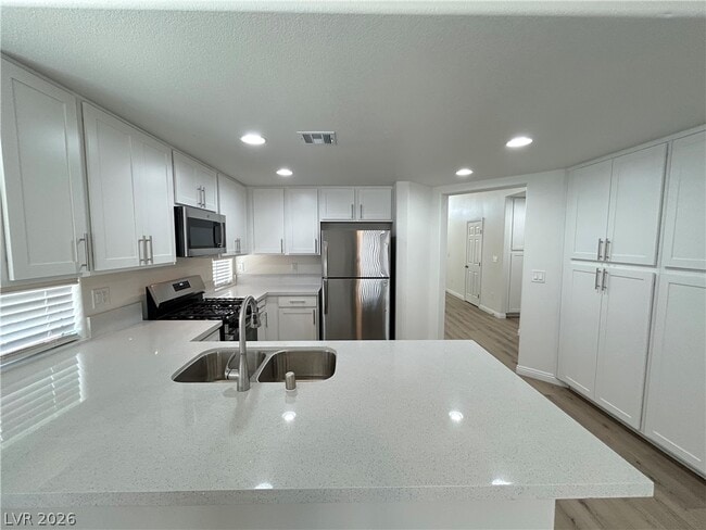 Building Photo - 4425 Rodman Dr