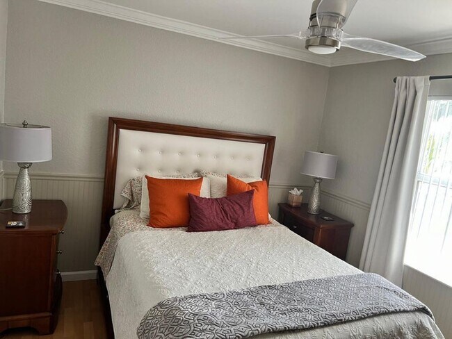 Building Photo - 18280 Coral Isles Dr