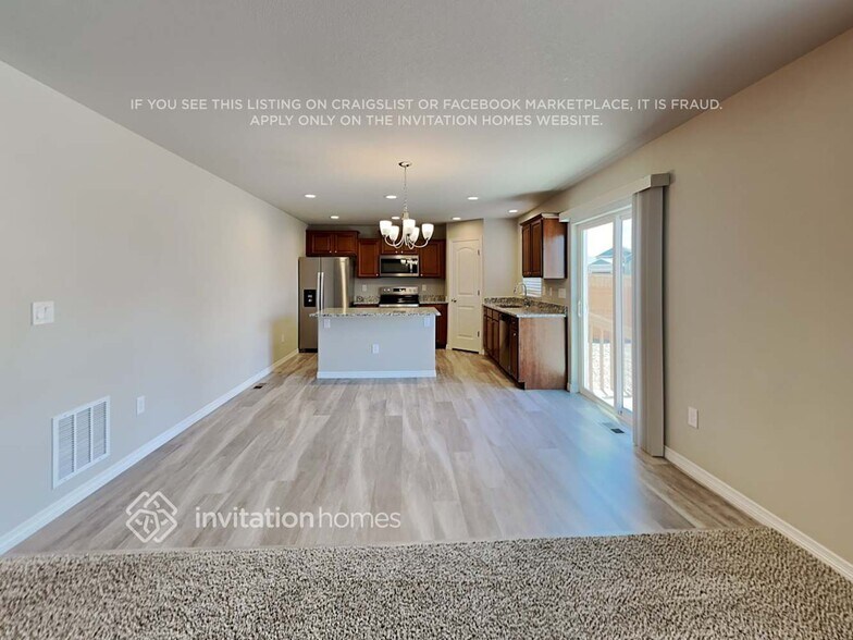 Building Photo - 6562 Tillamook Dr