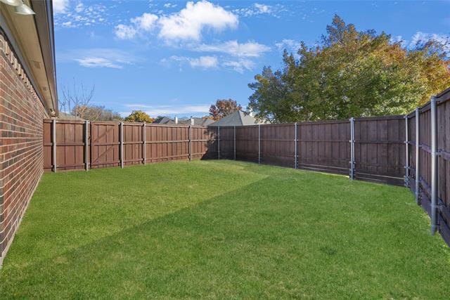 Building Photo - 7108 Chateau Dr