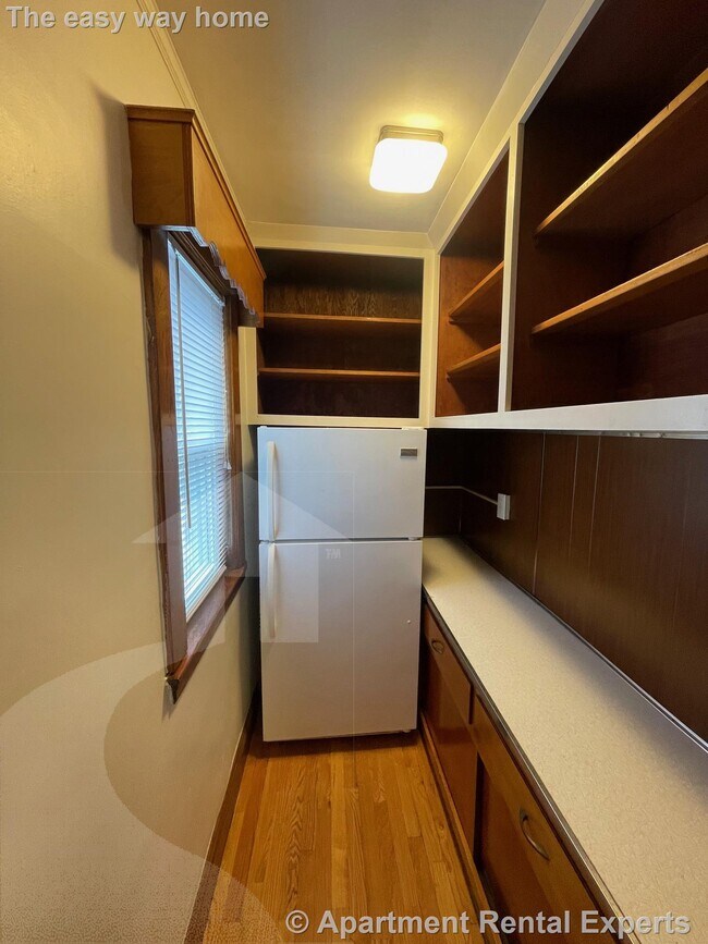 Building Photo - 3 Edgar Ct