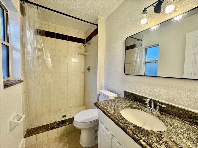 Building Photo - 2559 W Lake Dr