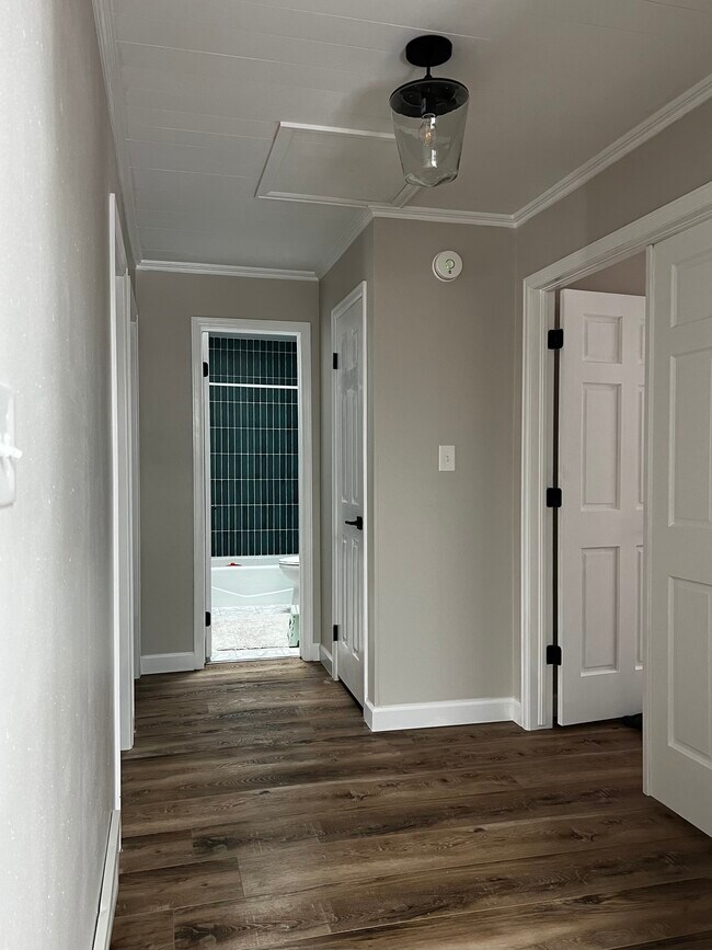 Building Photo - 4215 Cromwell Ct