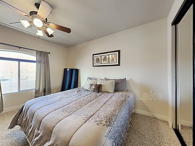 Building Photo - 1890 Ranchito Dr