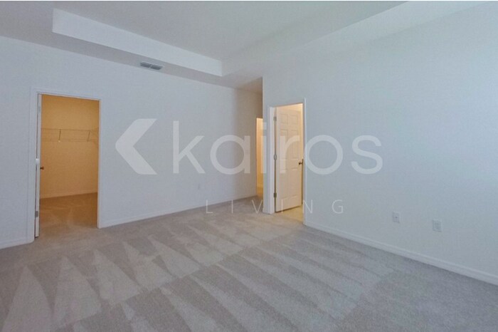Building Photo - 34161 Rogallo Ln