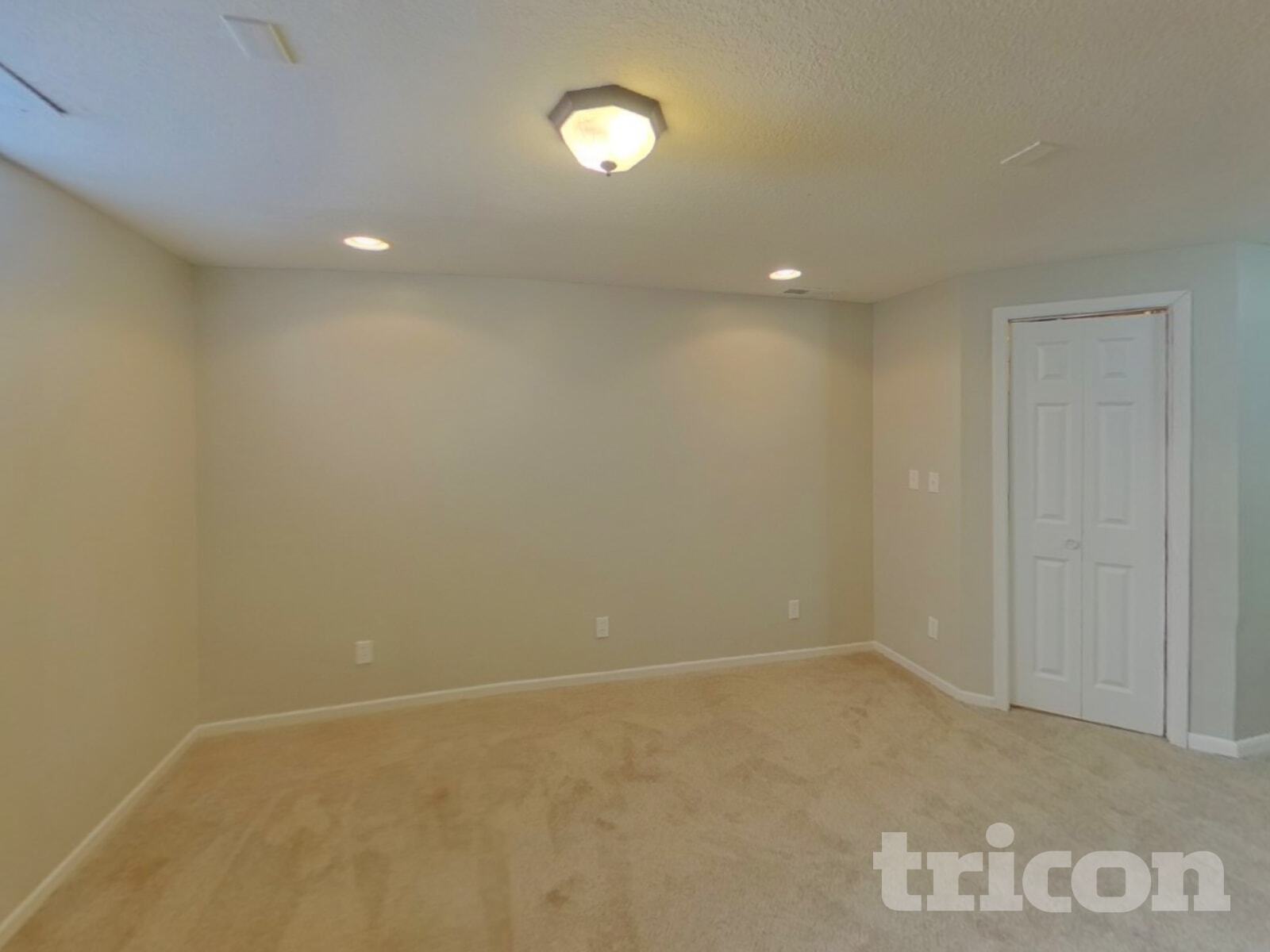 Building Photo - 16377 Duluth Ave SE