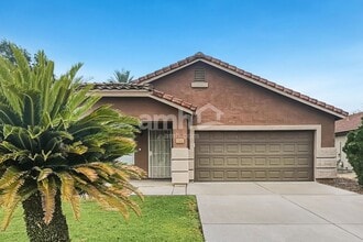 Building Photo - 1303 N Balboa Dr