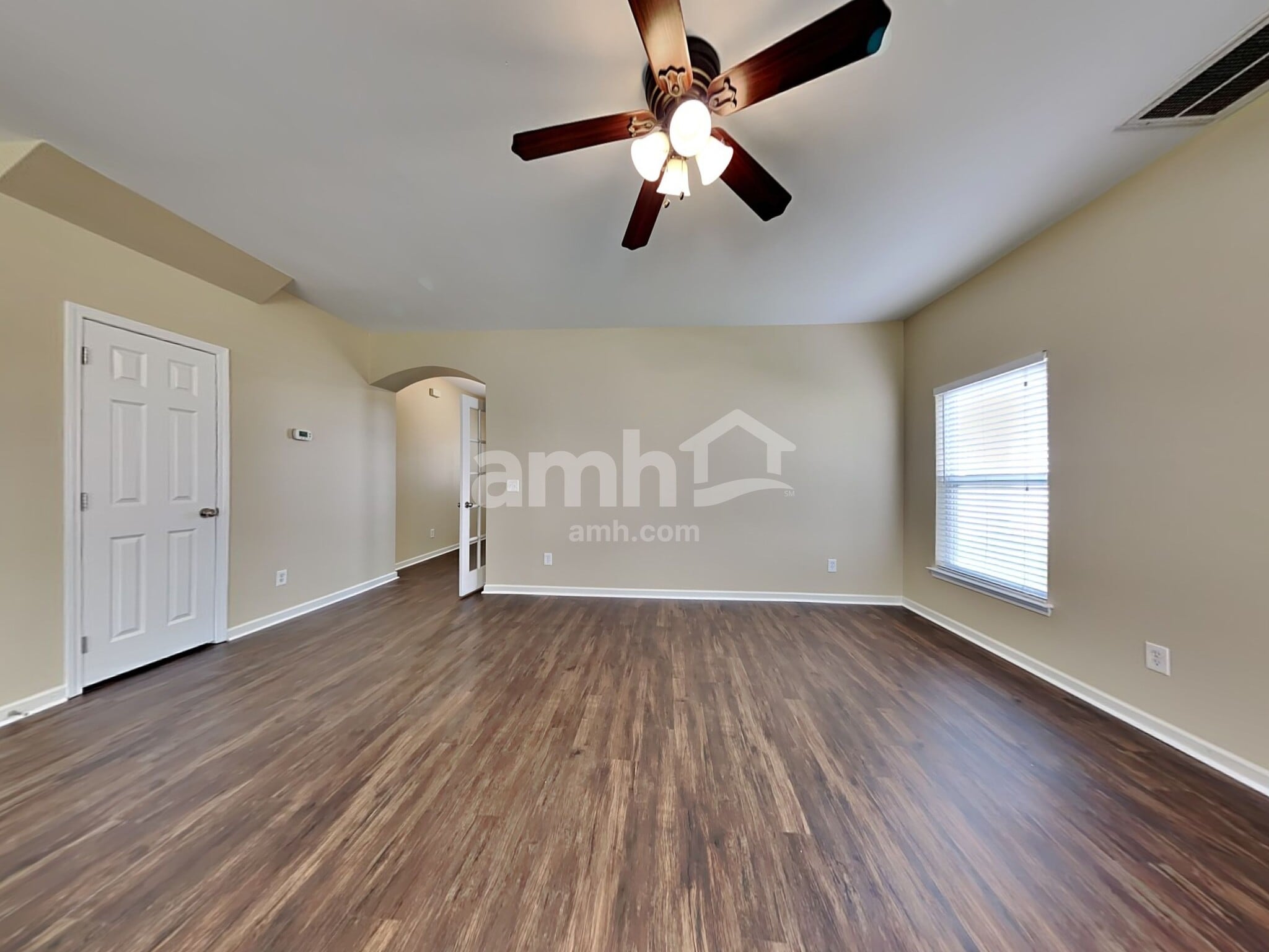 Building Photo - 211 Meadow Wood Rd
