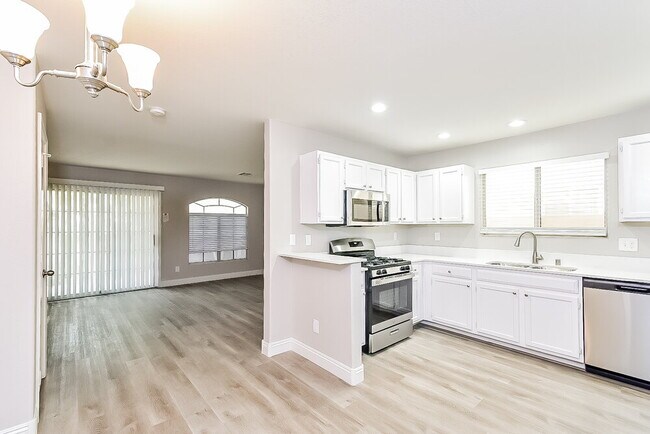 Building Photo - 5359 Hanging Tree Ln