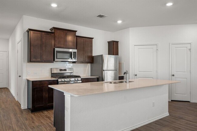 Building Photo - 3206 Dusted Daisey St