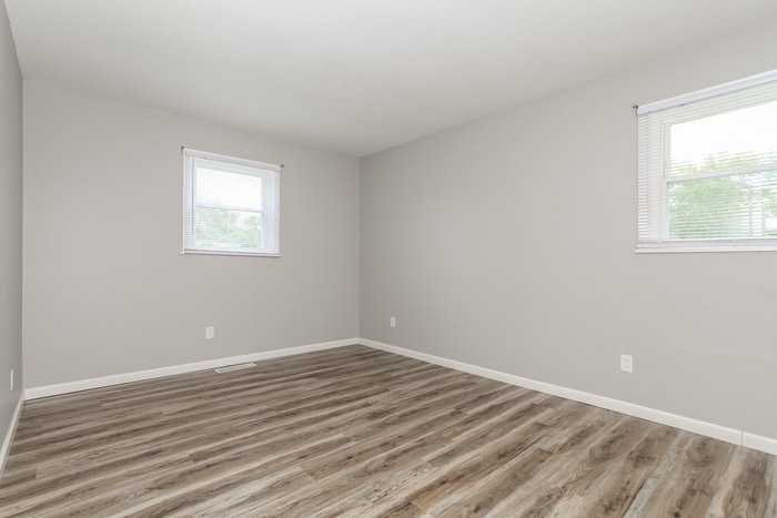 Building Photo - 803 Crowden Dr