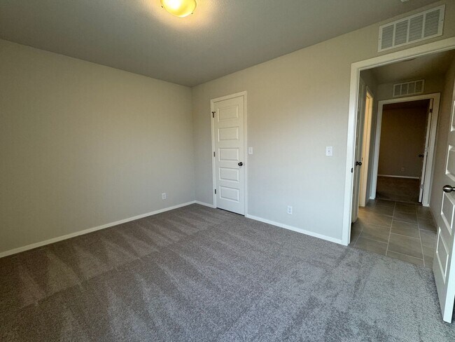 Building Photo - NEW CONTRUCTION - 4 bed-3 bath-3 car garage.