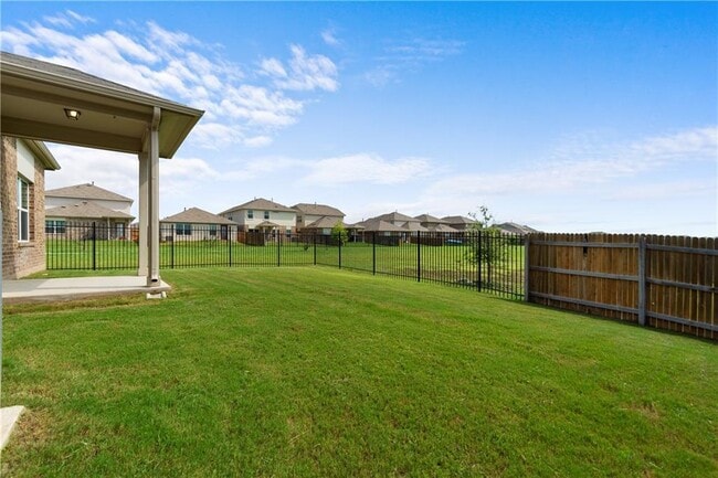 Building Photo - 213 Bremen St