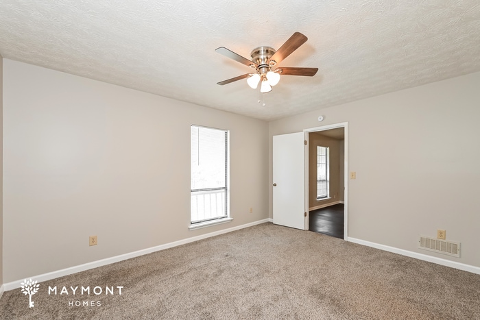 Building Photo - 2524 Holly Berry Trail SW