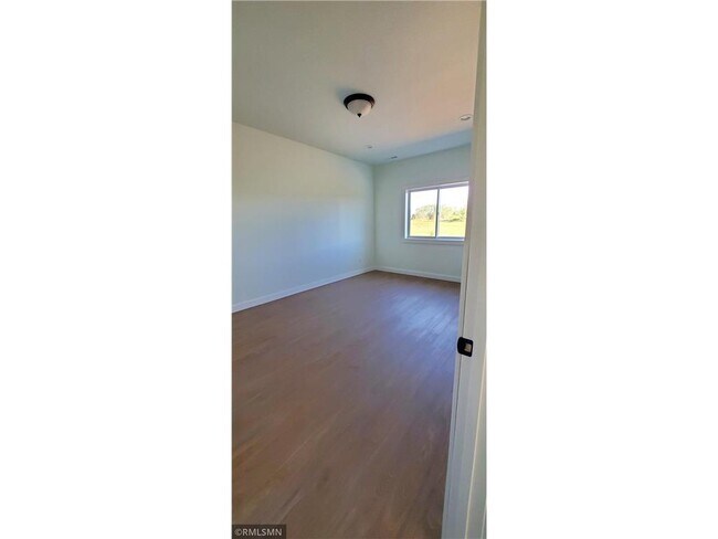 Building Photo - 1229-1231 Wisteria Ln