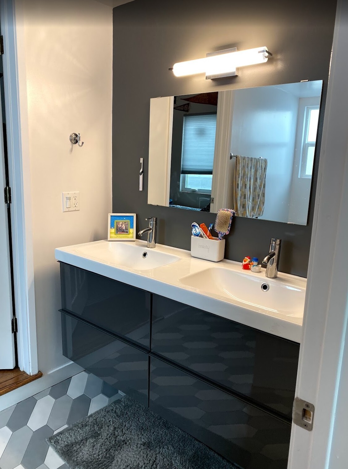 Building Photo - 3344 Virginia Ave