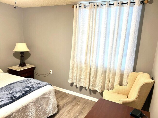 Building Photo - 3500 Whitehall Dr