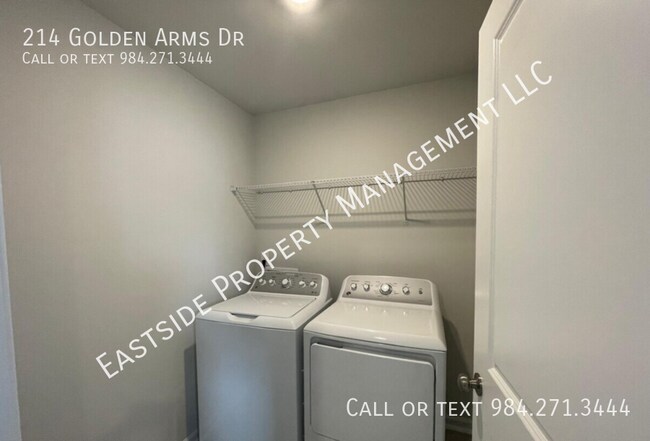 Building Photo - 214 Golden Arms Dr