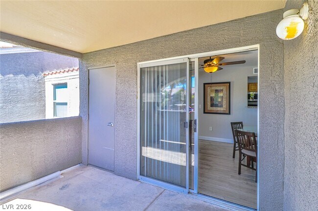 Building Photo - 5055 W Hacienda Ave