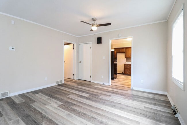 Building Photo - 1722 S Brookfield St