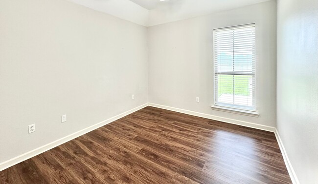Building Photo - Move-In Ready 3 Bed, 2 Bath Home in Prairi...