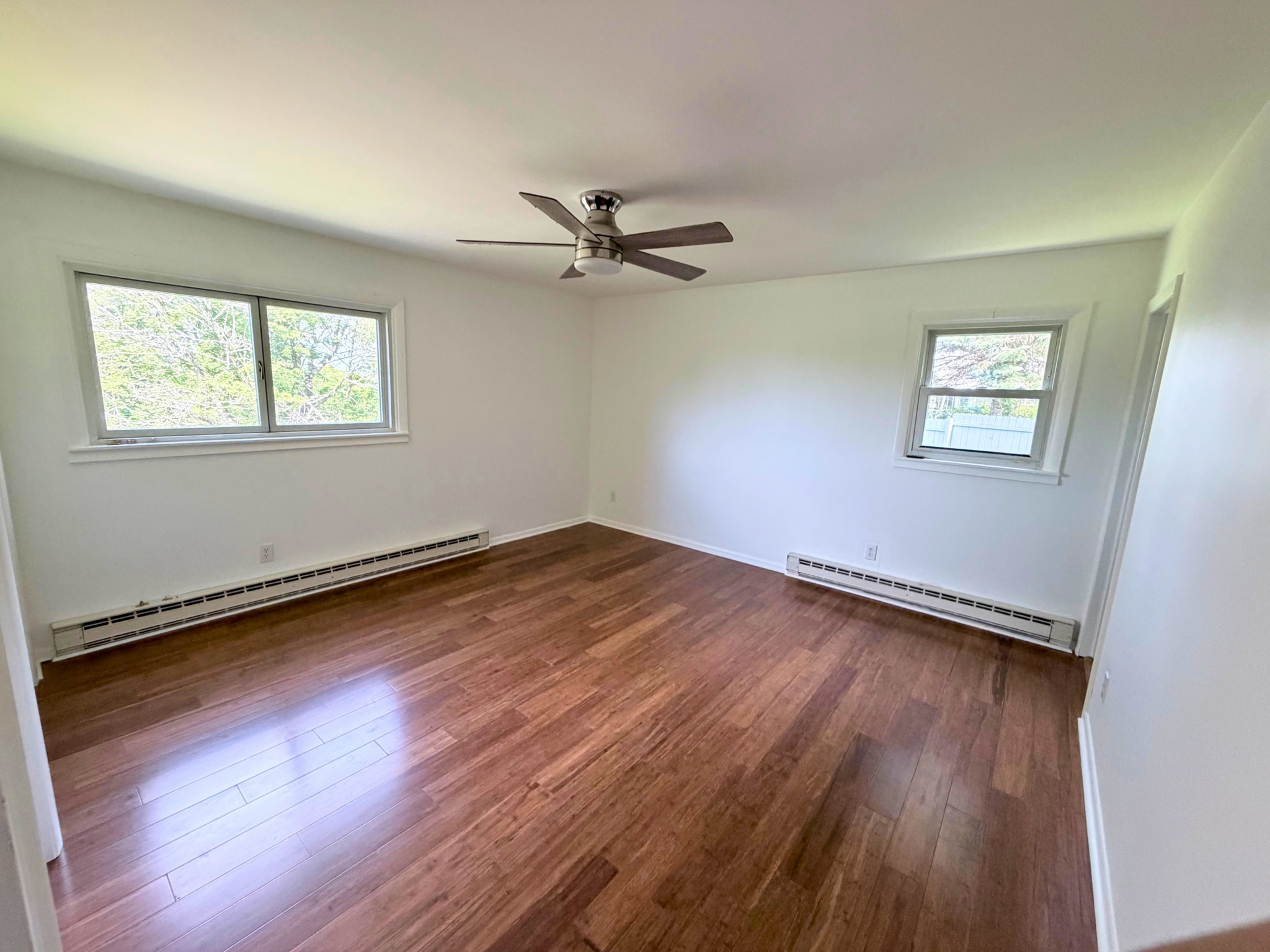Building Photo - 6 Pleasantview Dr