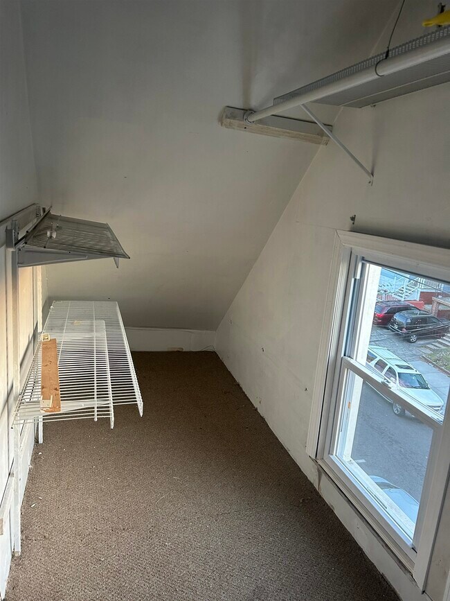 Building Photo - 172 Virginia Ave