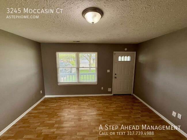 Building Photo - 3245 Moccasin Ct