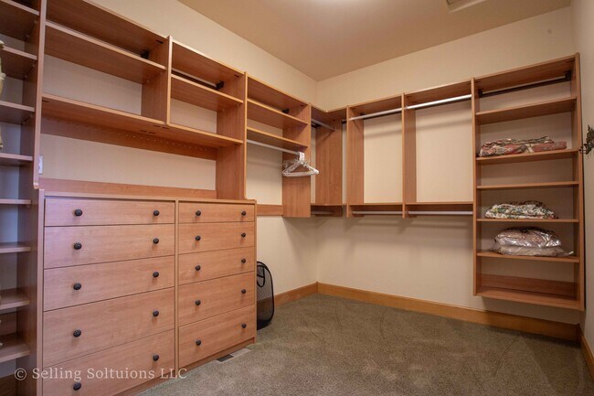 Building Photo - 5010 SE 362nd Ave