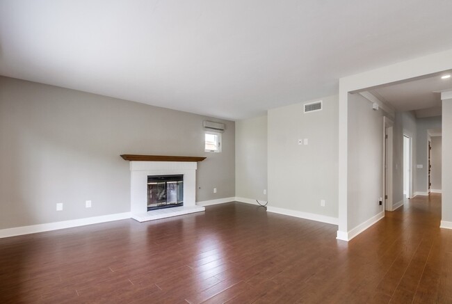 Building Photo - 4276 Kerwood Ct