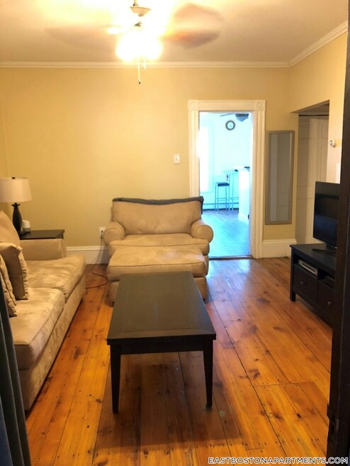 Building Photo - 279 Webster St